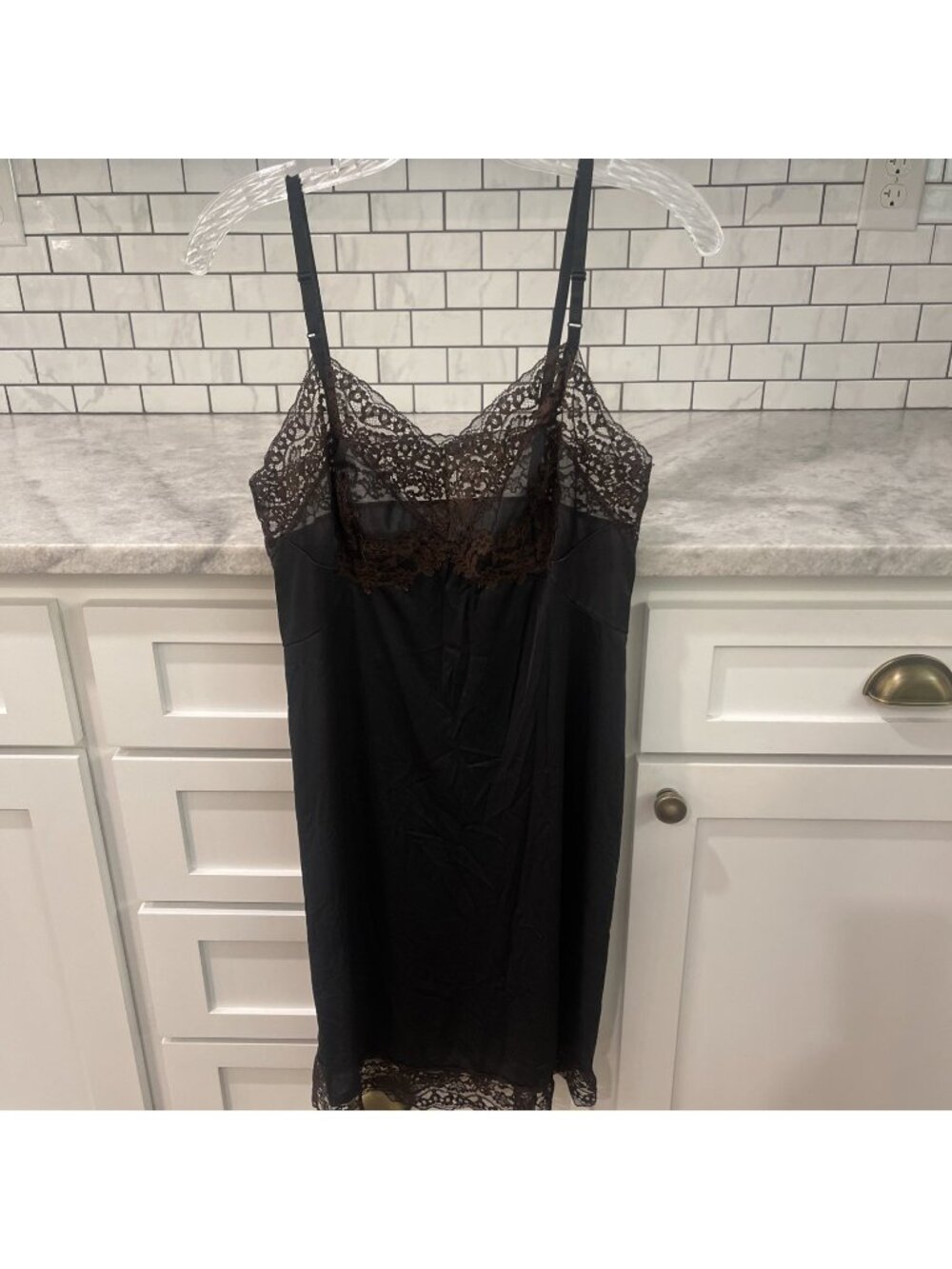 Vassarette  Full Slip Womens Small 34 A Cup‎ Black Lace Retro Silky Lingerie